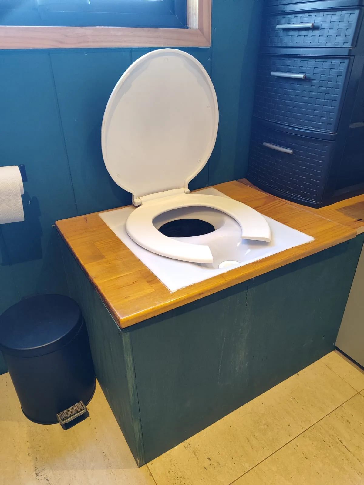 Rompiendo el tabú: Cómo nos decidimos por un baño seco de compost (y por qué lo amamos)